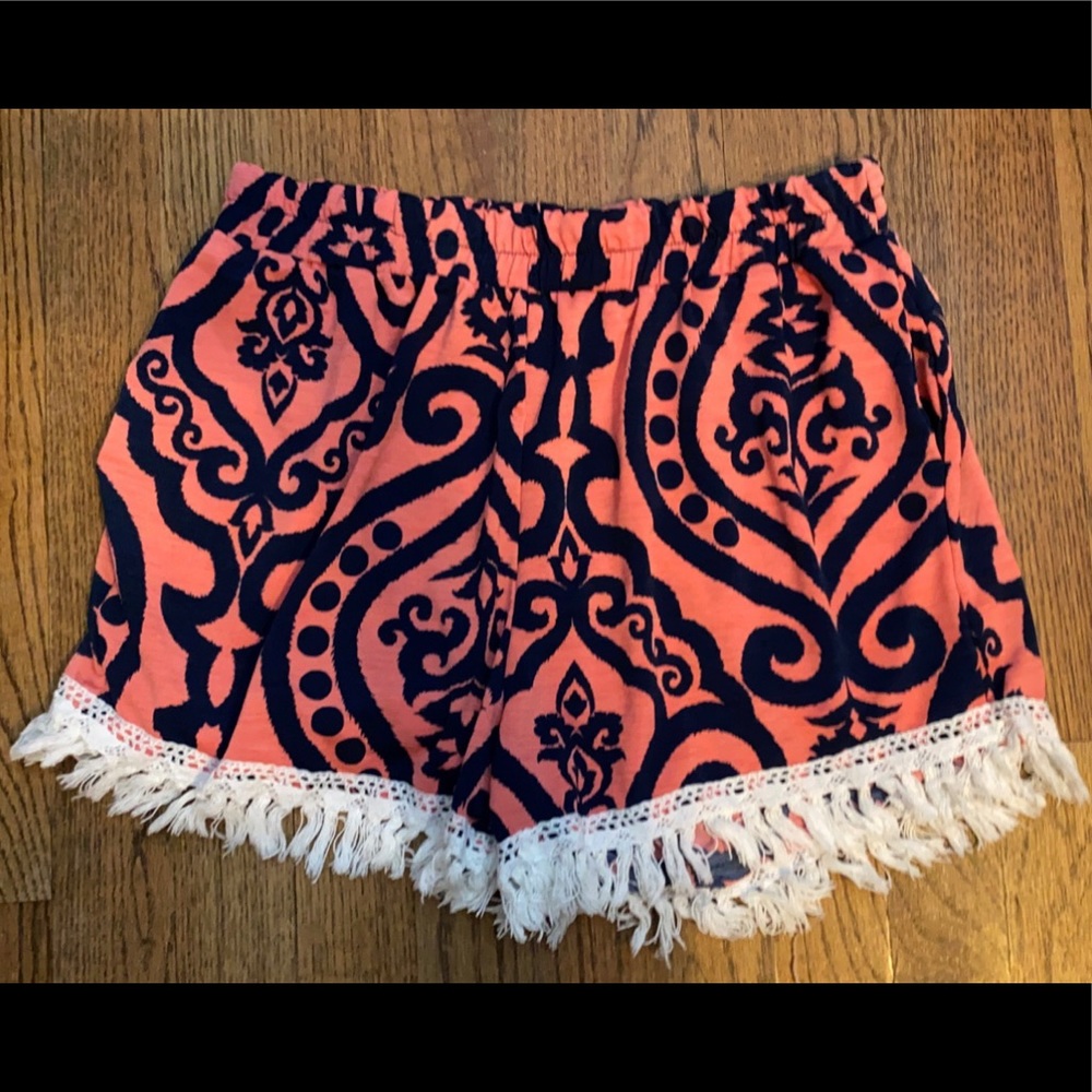 Patterned shorts